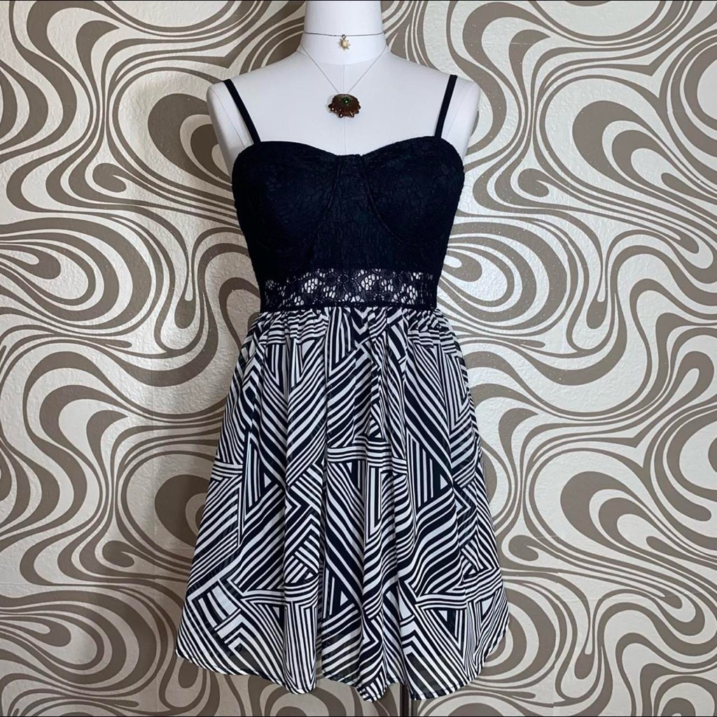 Abstract Print Strap Dress With Lace Top Size Small